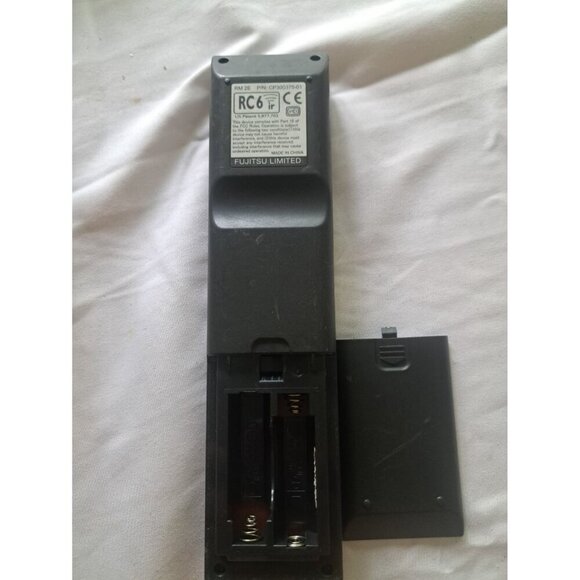 Fujitsu Genuine OEM RM 2E CP300375-01 TV Remote Control Silver Black Original - Picture 2 of 3
